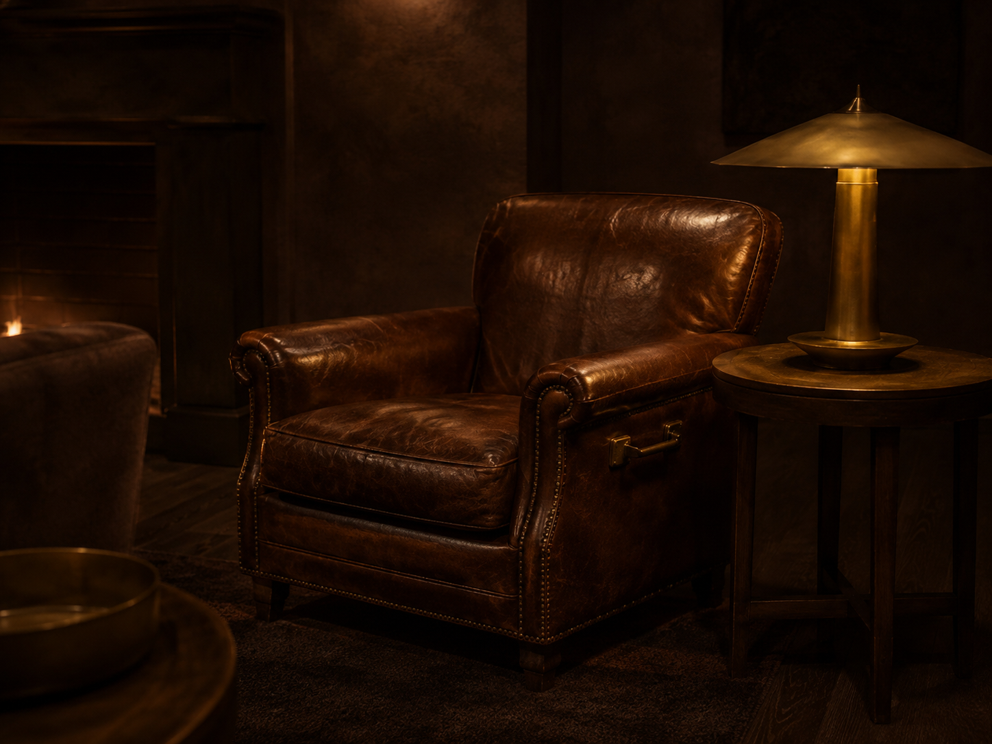 Notte Den — Material directive: Clay-brown matt walls, mohair velvet, aged leather, unpolished brass.